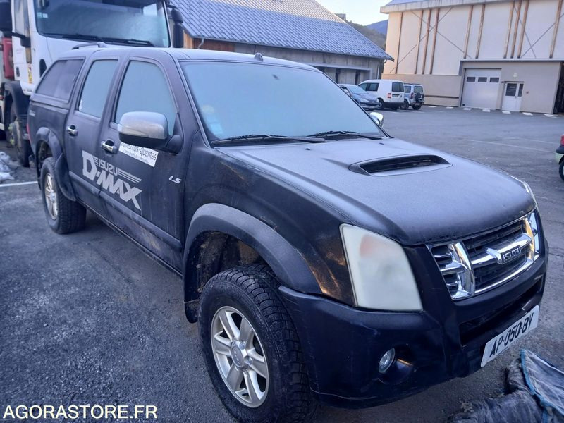 PICK-UP ISUZU D-MAX noir - Pick-up: foto 4 PICK-UP ISUZU D-MAX noir - Pick-up: foto 4