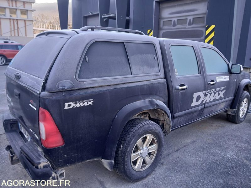 PICK-UP ISUZU D-MAX noir - Pick-up: foto 3 PICK-UP ISUZU D-MAX noir - Pick-up: foto 3