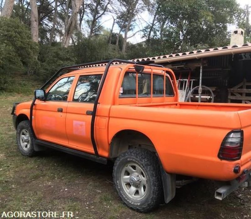 PICKUP MITSUBISHI - Furgoneta basculante: foto 1 PICKUP MITSUBISHI - Furgoneta basculante: foto 1