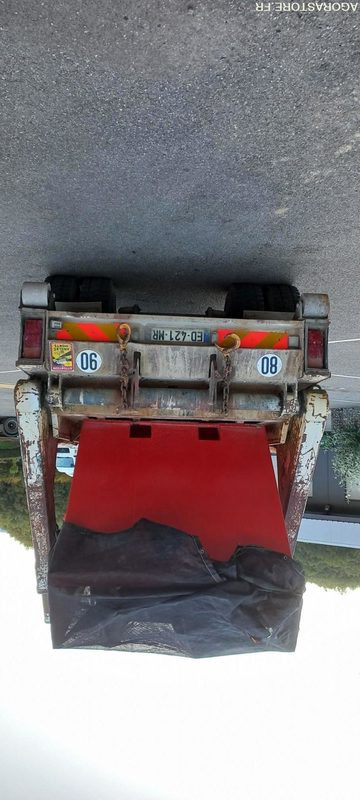 PORTEUR 19T MERCEDES MULTI 339000 km de 1999 (R30223) - Camión portacontenedor de cadenas: foto 4 PORTEUR 19T MERCEDES MULTI 339000 km de 1999 (R30223) - Camión portacontenedor de cadenas: foto 4