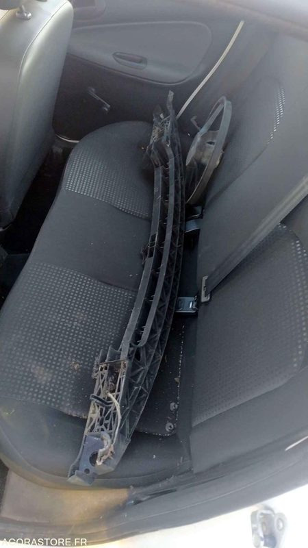 Peugeot 206+ - 2011 - 154095kms - Coche: foto 3 Peugeot 206+ - 2011 - 154095kms - Coche: foto 3