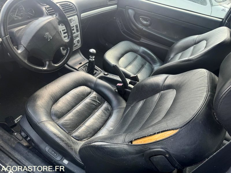 Peugeot 406 Coupé Phase 2 - 2.2 HDI - 271 000 Km - Coche: foto 5 Peugeot 406 Coupé Phase 2 - 2.2 HDI - 271 000 Km - Coche: foto 5