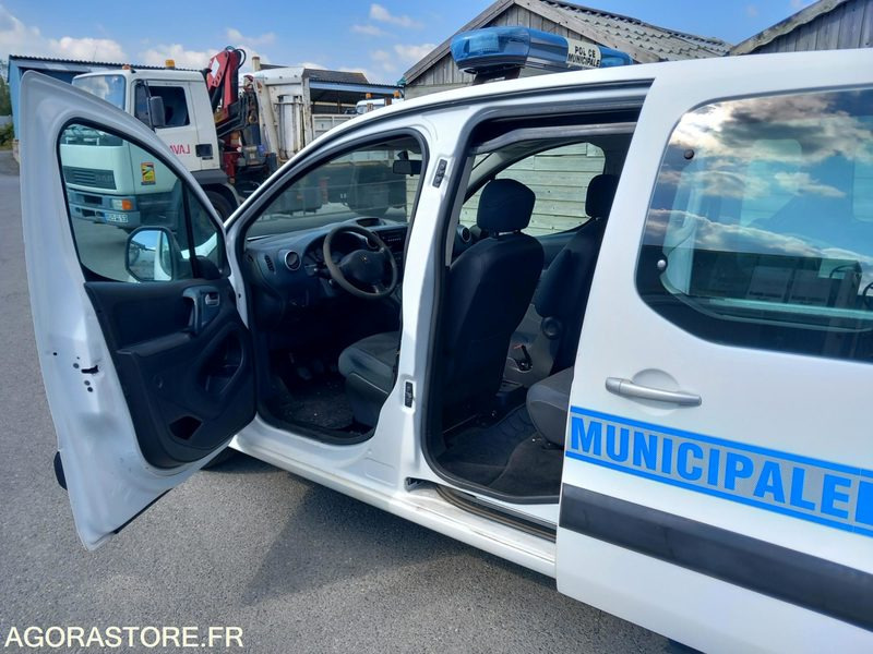 Peugeot Partner BL028QY - Furgoneta pequeña: foto 2 Peugeot Partner BL028QY - Furgoneta pequeña: foto 2