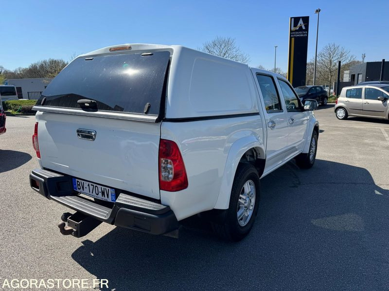 Pick-up ISUZU Dmax - 2011 - 147 383km - Pick-up: foto 3 Pick-up ISUZU Dmax - 2011 - 147 383km - Pick-up: foto 3