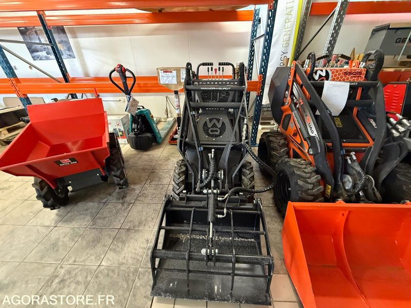 Porte outils SSQ11 PUROSANGUE Worky quad Plus Essence NEUF - Maquinaria de jardinería: foto 3 Porte outils SSQ11 PUROSANGUE Worky quad Plus Essence NEUF - Maquinaria de jardinería: foto 3