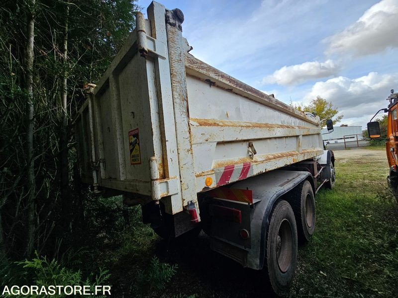 Porteur benne Renault C260 - 1985 - 356393km - BQ230WS - Camión volquete: foto 3 Porteur benne Renault C260 - 1985 - 356393km - BQ230WS - Camión volquete: foto 3