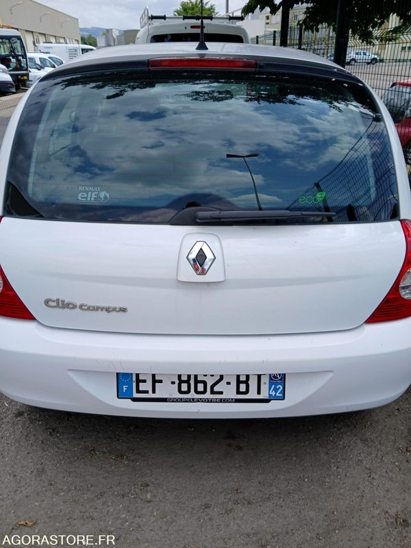 RENAULT CLIO - 2008 - 111037 KMS - Coche: foto 4 RENAULT CLIO - 2008 - 111037 KMS - Coche: foto 4