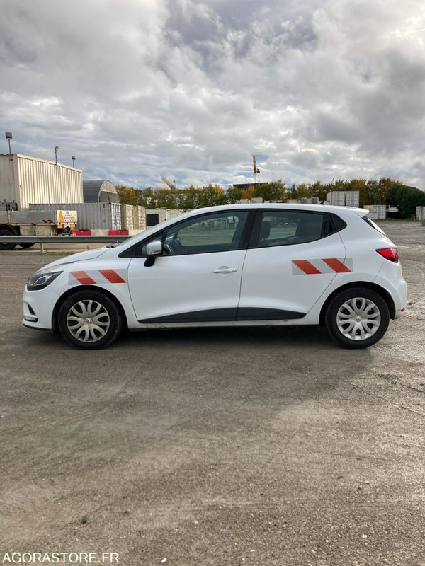 RENAULT CLIO IV diesel - Année 2018 - 312 000km - Coche: foto 4 RENAULT CLIO IV diesel - Année 2018 - 312 000km - Coche: foto 4