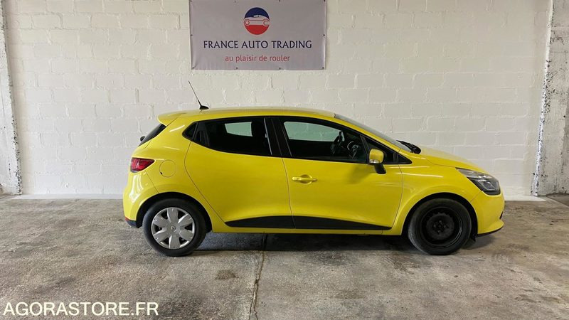 RENAULT ClIO IV 5 Portes 1.5 DCI FAP ECO2 S&S 75 CV - 2P013 - 231 897km - Coche: foto 3 RENAULT ClIO IV 5 Portes 1.5 DCI FAP ECO2 S&S 75 CV - 2P013 - 231 897km - Coche: foto 3