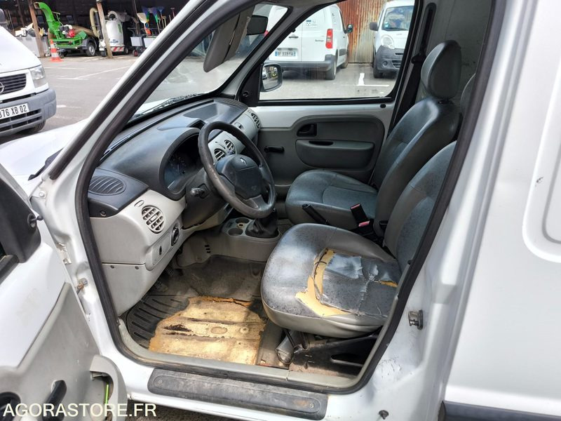 RENAULT KANGOO 144266kms 2008 - Furgoneta pequeña: foto 5 RENAULT KANGOO 144266kms 2008 - Furgoneta pequeña: foto 5