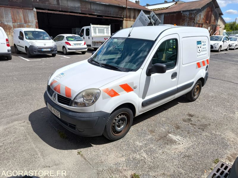 RENAULT KANGOO 144266kms 2008 - Furgoneta pequeña: foto 1 RENAULT KANGOO 144266kms 2008 - Furgoneta pequeña: foto 1