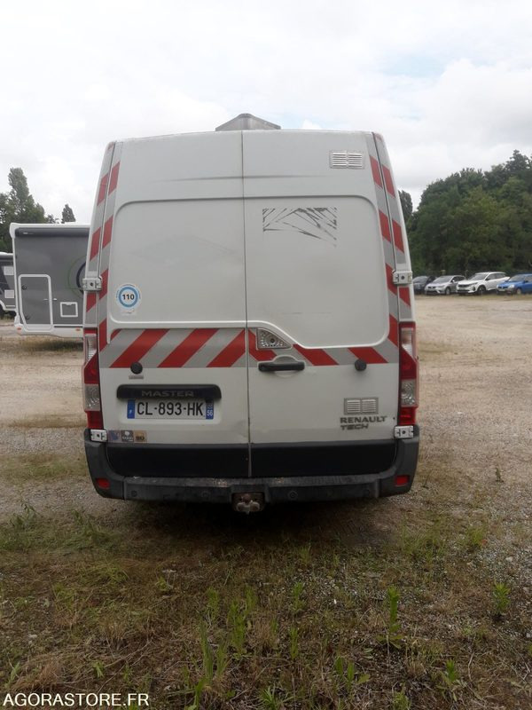 RENAULT MASTER - 2012 / 258376 KM (CL893HK) - Furgón: foto 4 RENAULT MASTER - 2012 / 258376 KM (CL893HK) - Furgón: foto 4