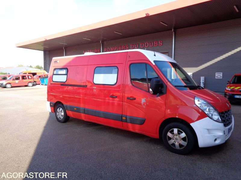 RENAULT MASTER CN.829.RR - Ambulancia: foto 2 RENAULT MASTER CN.829.RR - Ambulancia: foto 2