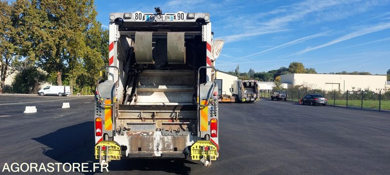 RENAULT MIDLUM - 2010 - Camión de basura: foto 3 RENAULT MIDLUM - 2010 - Camión de basura: foto 3