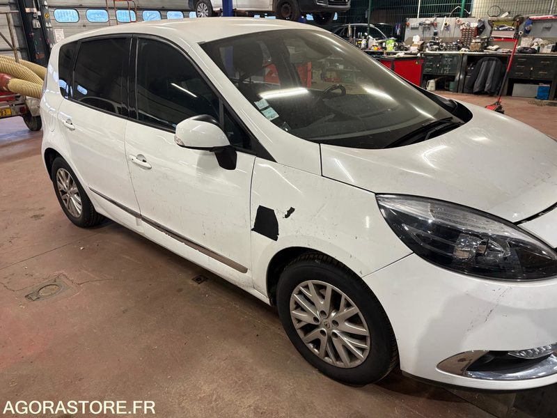 RENAULT SCENIC 3 - 113000KMS - 2016 - Coche: foto 2 RENAULT SCENIC 3 - 113000KMS - 2016 - Coche: foto 2