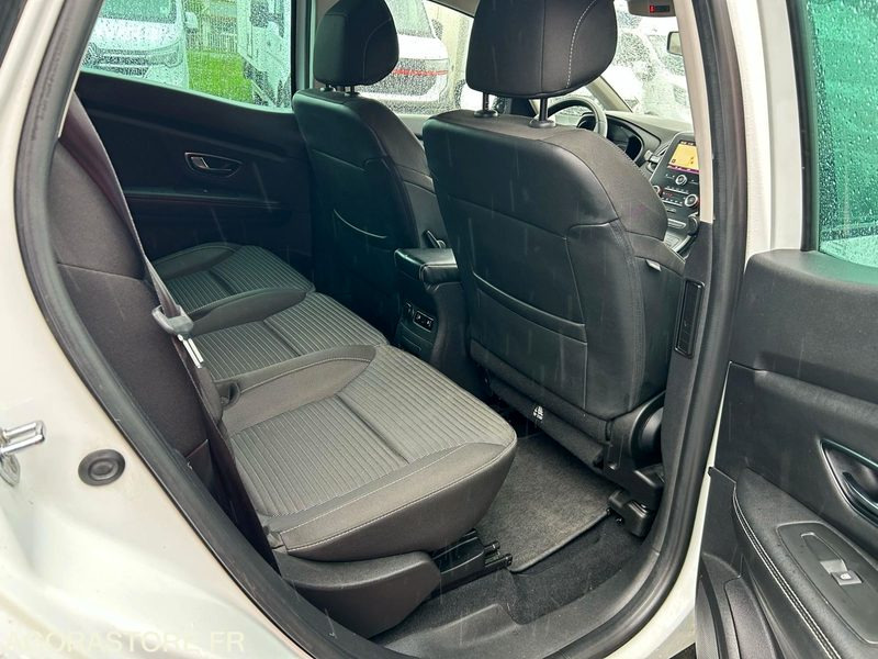 Coche RENAULT SCENIC DCI 120 BUISNESS 154791KMS 06/2020: foto 9