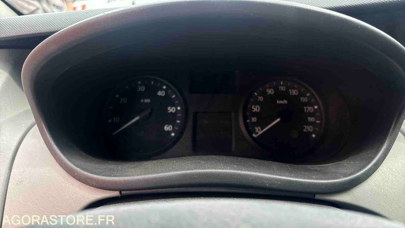 RENAULT - TRAFIC - 2012 - 262067kms - Furgón: foto 4 RENAULT - TRAFIC - 2012 - 262067kms - Furgón: foto 4
