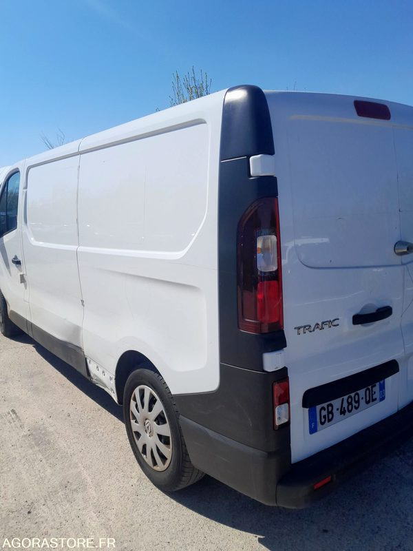 RENAULT TRAFIC - 2021 - 35781 Kms - Furgón: foto 5 RENAULT TRAFIC - 2021 - 35781 Kms - Furgón: foto 5