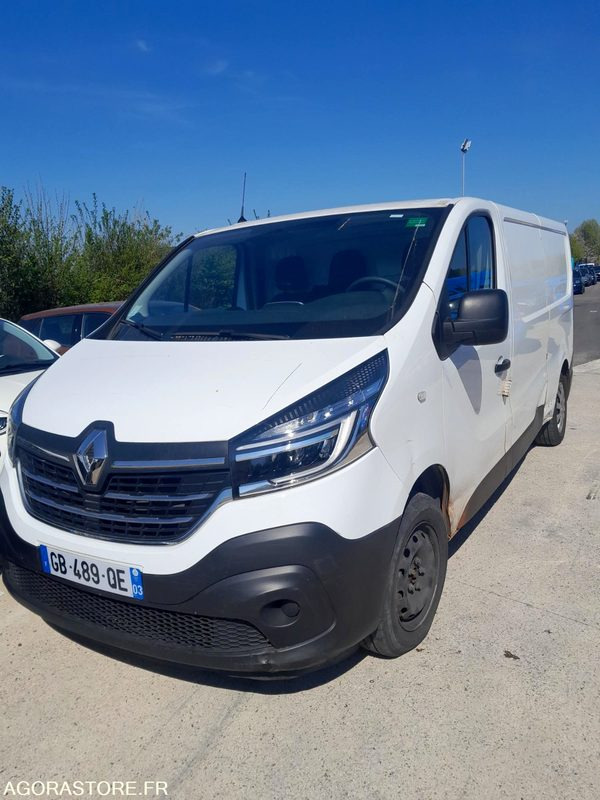 RENAULT TRAFIC - 2021 - 35781 Kms - Furgón: foto 1 RENAULT TRAFIC - 2021 - 35781 Kms - Furgón: foto 1