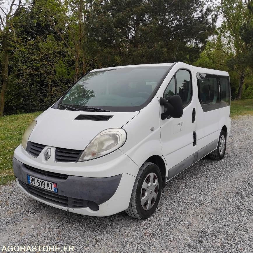 RENAULT TRAFIC PASSENGER L1H1 2.0 DCI 90 CV - Minibús, Furgoneta de pasajeros: foto 3 RENAULT TRAFIC PASSENGER L1H1 2.0 DCI 90 CV - Minibús, Furgoneta de pasajeros: foto 3