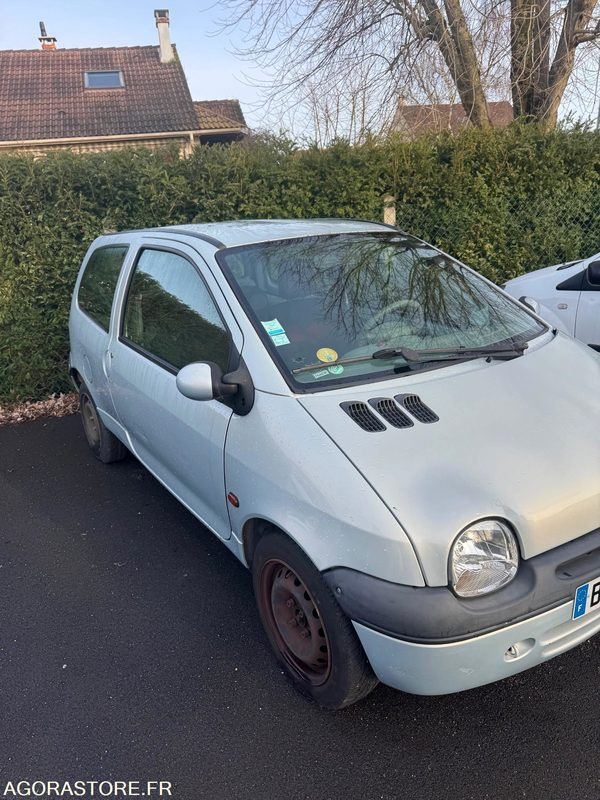 RENAULT TWINGO - 2001 / 160000 KM - Coche: foto 1 RENAULT TWINGO - 2001 / 160000 KM - Coche: foto 1