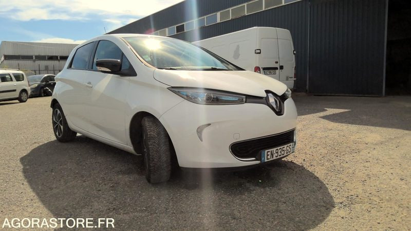 RENAULT ZOE - 2017 - 63000 KMS - CT OK - AUTONOMIE 280 KMS - Coche: foto 2 RENAULT ZOE - 2017 - 63000 KMS - CT OK - AUTONOMIE 280 KMS - Coche: foto 2