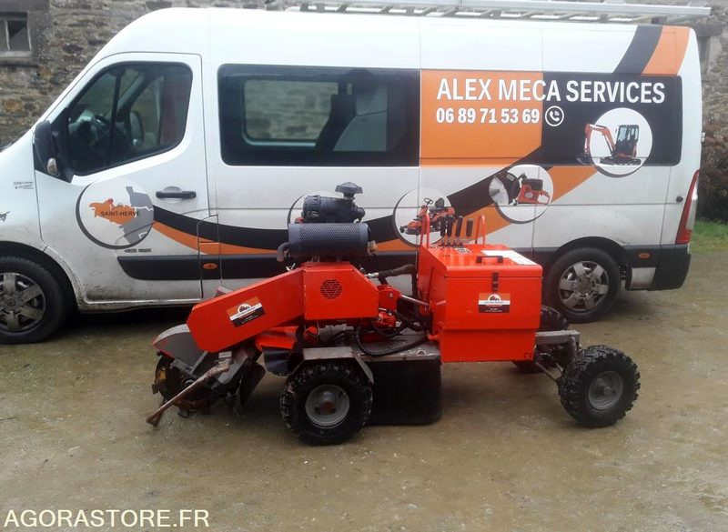 ROGNEUSE DE SOUCHE - VERMEER - SC252 - 2013 - Maquinaria de jardinería: foto 1 ROGNEUSE DE SOUCHE - VERMEER - SC252 - 2013 - Maquinaria de jardinería: foto 1