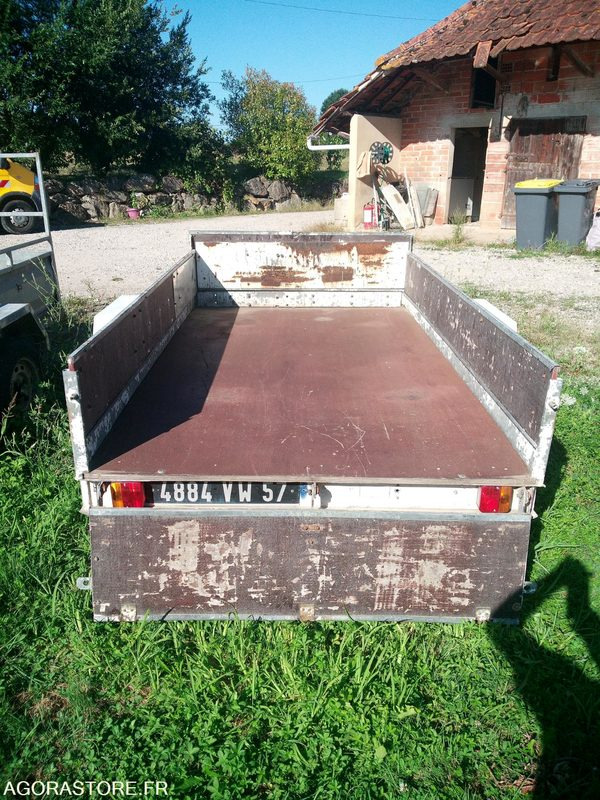 Remorque basculante UFAG - Semirremolque plataforma/ Caja abierta: foto 3 Remorque basculante UFAG - Semirremolque plataforma/ Caja abierta: foto 3