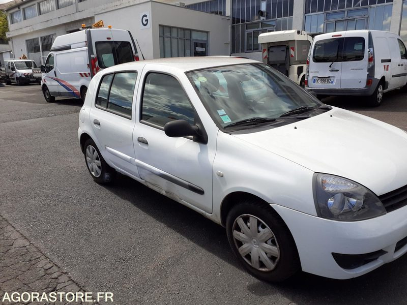 Renault Clio 1.2 16v 75 cv 5 portes - Coche: foto 3 Renault Clio 1.2 16v 75 cv 5 portes - Coche: foto 3