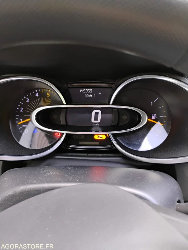 Renault Clio - 2013 - 149359 KMS - CR-823-HV - Coche: foto 4 Renault Clio - 2013 - 149359 KMS - CR-823-HV - Coche: foto 4