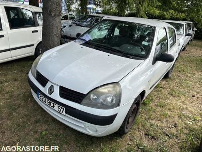 Coche Renault Clio - 320BCF57: foto 1