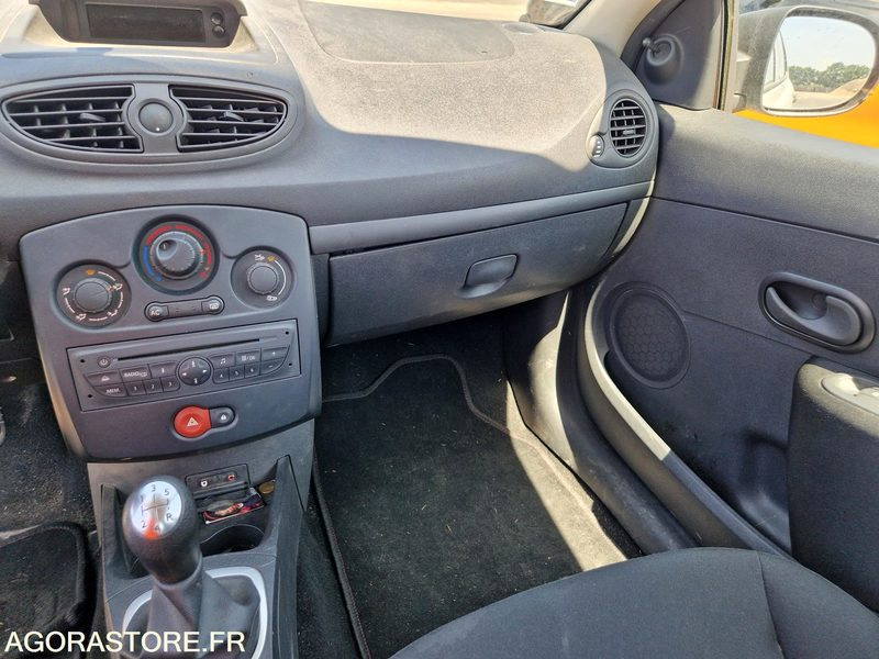 Renault Clio - CP288GX - Coche: foto 5 Renault Clio - CP288GX - Coche: foto 5