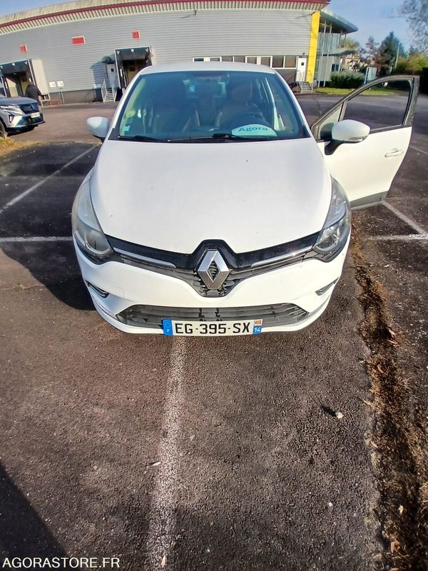 Renault Clio IV – Diesel – 2016-214 290 km - Coche: foto 1 Renault Clio IV – Diesel – 2016-214 290 km - Coche: foto 1