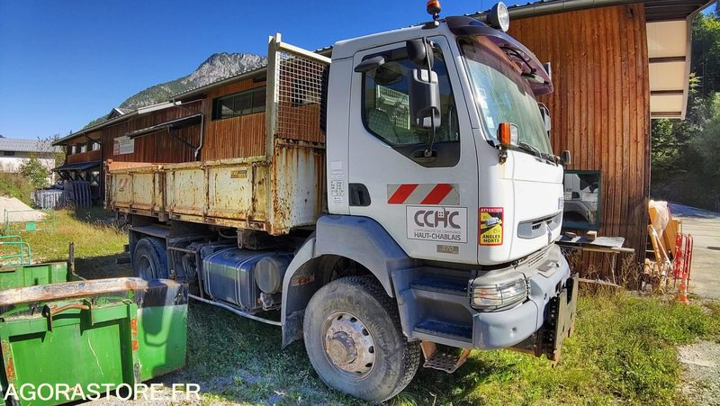 Renault KERAX 2004 - 252967 kms - Furgoneta basculante: foto 1 Renault KERAX 2004 - 252967 kms - Furgoneta basculante: foto 1