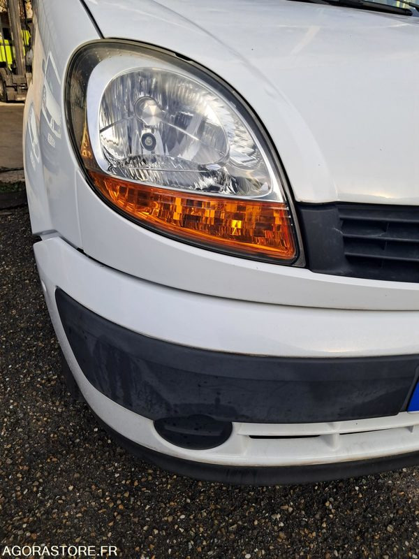 Renault Kangoo - 2006 - 75766kms - 1944 ZZ 42 - Furgoneta pequeña: foto 4 Renault Kangoo - 2006 - 75766kms - 1944 ZZ 42 - Furgoneta pequeña: foto 4