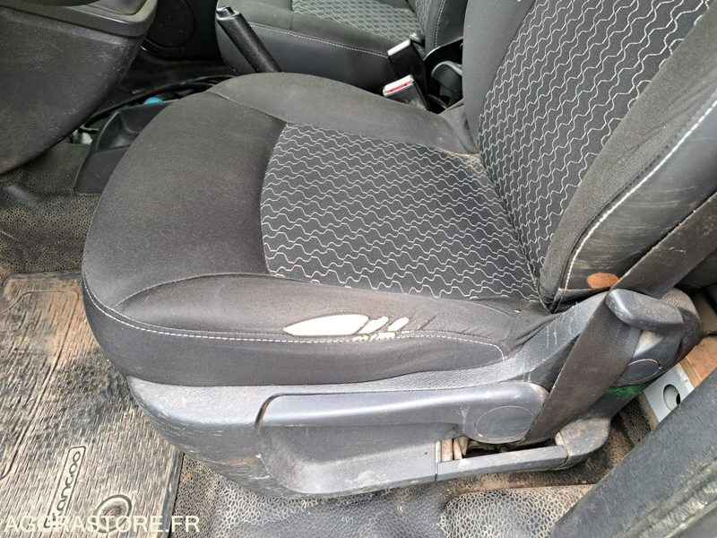 Furgoneta pequeña, Furgoneta eléctrica Renault Kangoo - 2016 - 41396kms: foto 14