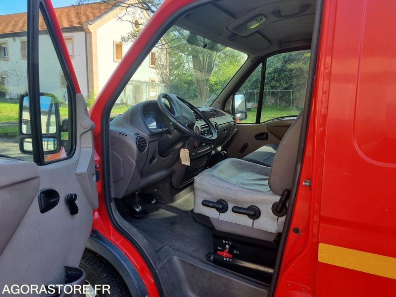 Renault Master L2H2 - 7415 VN 63 - 2000 - Coche: foto 5 Renault Master L2H2 - 7415 VN 63 - 2000 - Coche: foto 5