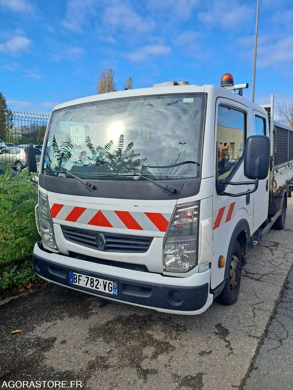 Renault Maxity BF-782-VG - Furgoneta basculante: foto 1 Renault Maxity BF-782-VG - Furgoneta basculante: foto 1