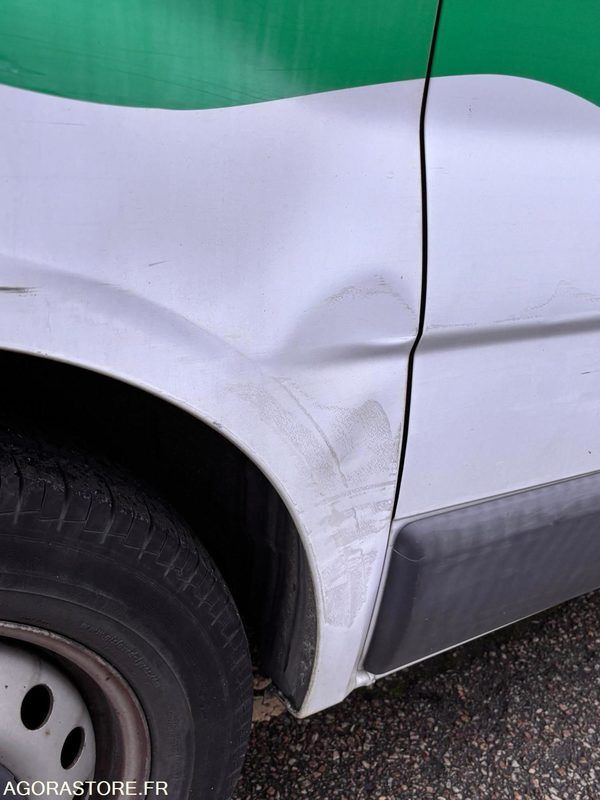 Renault Trafic - 2006 - 52813km - Furgón: foto 4 Renault Trafic - 2006 - 52813km - Furgón: foto 4