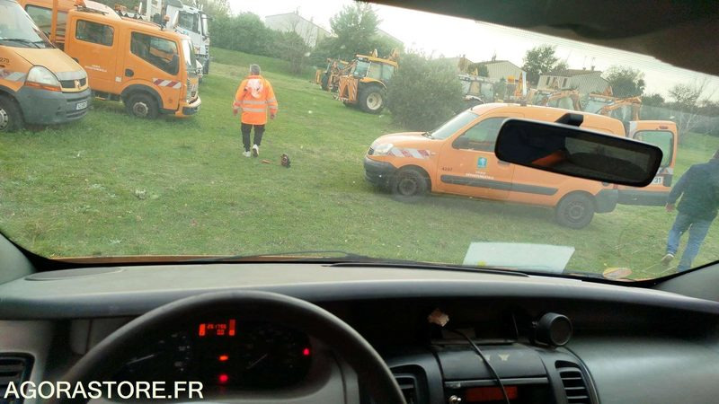 Furgón Renault Trafic - 2007 - 261796kms - 608bzx31: foto 14