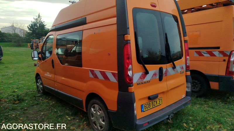 Renault Trafic - 2007 - 261796kms - 608bzx31 - Furgón: foto 2 Renault Trafic - 2007 - 261796kms - 608bzx31 - Furgón: foto 2