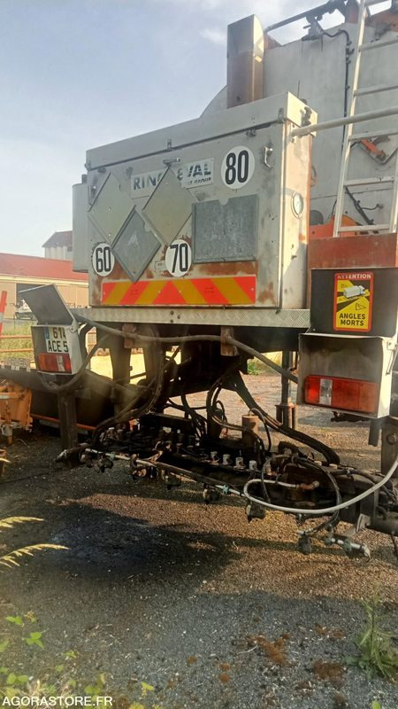 Répandeuse à bitume de 8500 litres (sans le porteur) - Cisterna de riego asfáltico: foto 3 Répandeuse à bitume de 8500 litres (sans le porteur) - Cisterna de riego asfáltico: foto 3