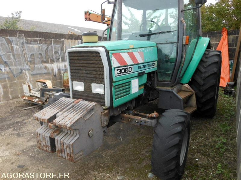 TRACTEUR AGRICOLE MASSEY FERGUSSON 3060 (DD108) - Tractor: foto 1 TRACTEUR AGRICOLE MASSEY FERGUSSON 3060 (DD108) - Tractor: foto 1