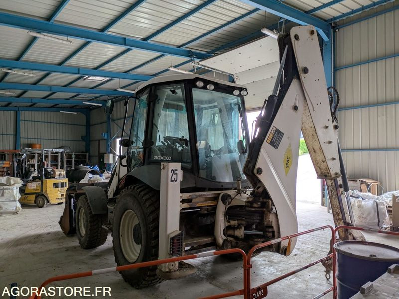 TRACTOPELLE - JCB 3CX AEC - 2017 / 7639 H - Retroexcavadora: foto 3 TRACTOPELLE - JCB 3CX AEC - 2017 / 7639 H - Retroexcavadora: foto 3