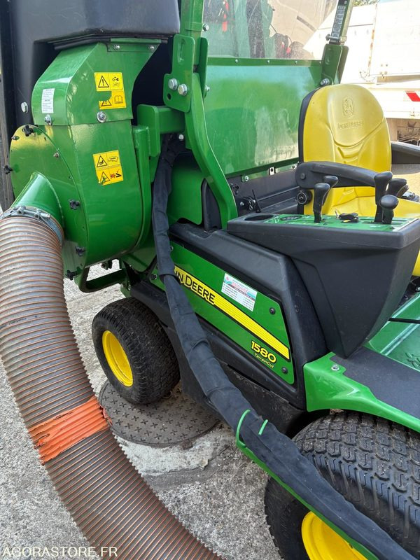 Tondeuse autoportée JOHN DEERE 1580 - 2019 - 181h - Cortacésped: foto 4 Tondeuse autoportée JOHN DEERE 1580 - 2019 - 181h - Cortacésped: foto 4