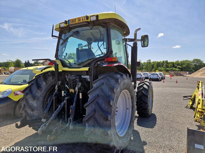 Tracteur Case MXU 100 PRO - 5809SA41 - Tractor: foto 3 Tracteur Case MXU 100 PRO - 5809SA41 - Tractor: foto 3
