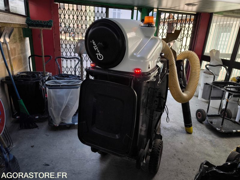 Aspirateur à déchets de voirie GLUTTON MA866 - Vehículo municipal: foto 4 Aspirateur à déchets de voirie GLUTTON MA866 - Vehículo municipal: foto 4