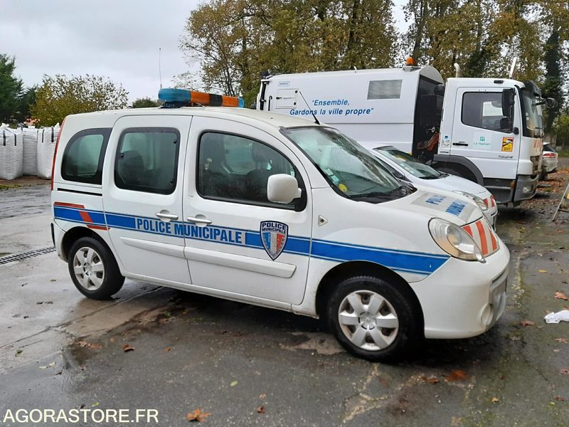 Voiture Renault Kangoo Expression dCi90, 2012 - 196968KM - Furgoneta pequeña: foto 1 Voiture Renault Kangoo Expression dCi90, 2012 - 196968KM - Furgoneta pequeña: foto 1