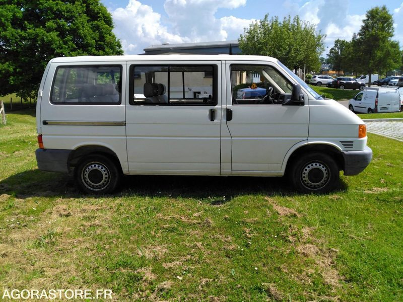 Volkswagen combi transporteur en l'état - Minibús, Furgoneta de pasajeros: foto 3 Volkswagen combi transporteur en l'état - Minibús, Furgoneta de pasajeros: foto 3