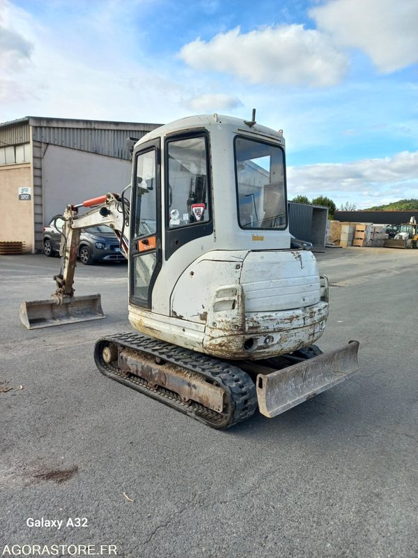 Mini pelle 2.5T - Miniexcavadora: foto 1 Mini pelle 2.5T - Miniexcavadora: foto 1
